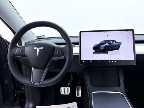 Used 2024 Tesla Model Y Performance AWD/4WD image 12