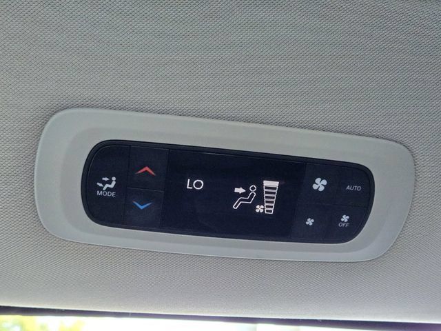 Certified 2023 Chrysler Pacifica Touring-L FWD image 29