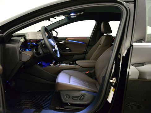 Used 2025 Audi A6 e-tron Premium Plus w/ Premium Plus image 25