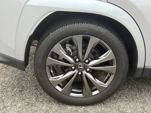 Certified 2024 Lexus UX 250h F Sport AWD/4WD image 11
