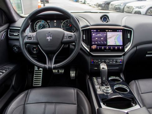 Used 2022 Maserati Ghibli Modena Q4 image 13