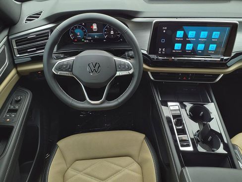 New 2026 Volkswagen Atlas Cross Sport SE image 14