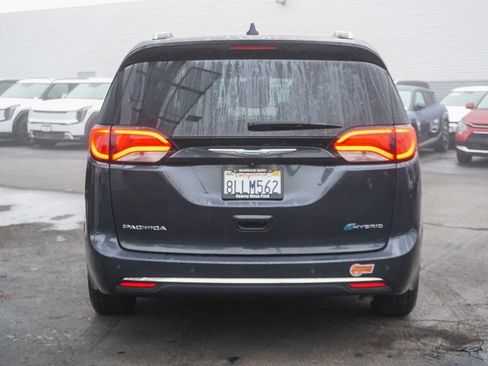 Used 2019 Chrysler Pacifica Limited w/ Advanced Safetytec Group image 6