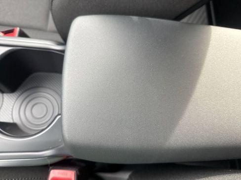 New 2026 Kia K4 FWD image 32