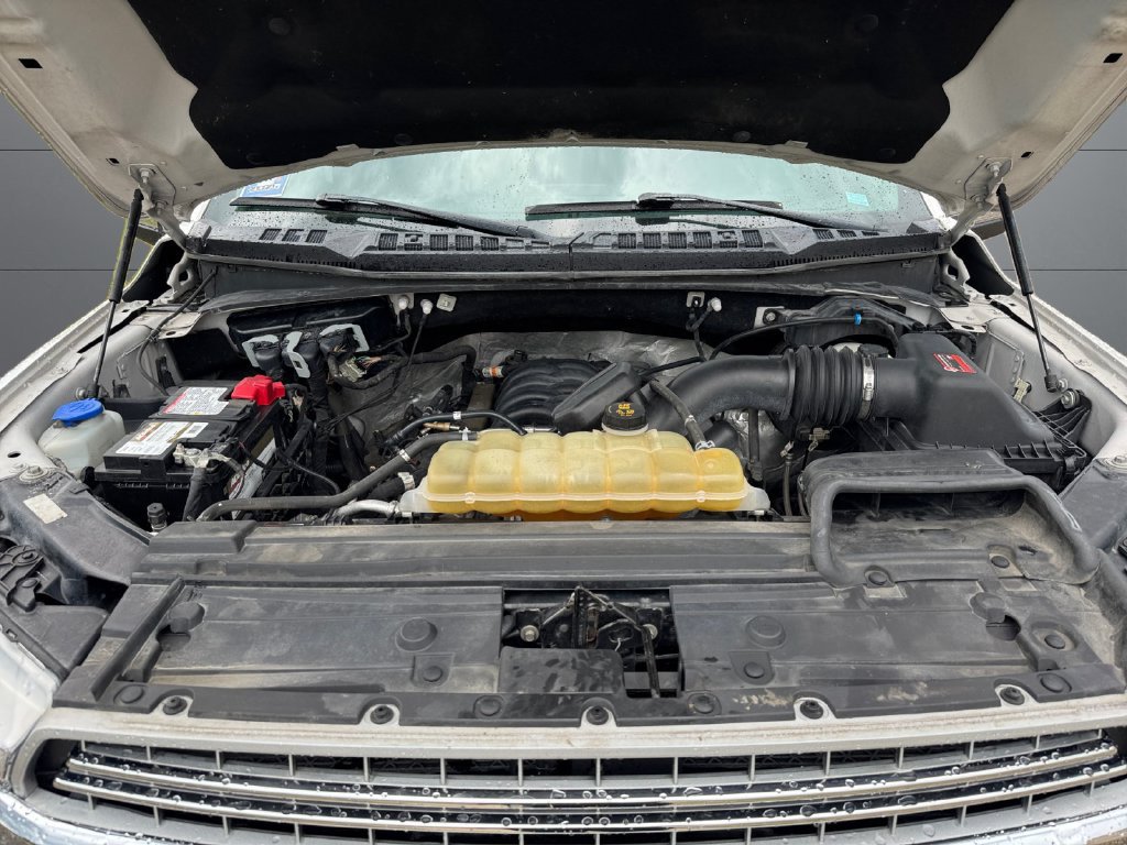 Used 2019 Ford F150 Lariat w/ Equipment Group 502A Luxury AWD/4WD image 20