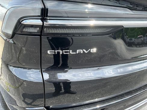 New 2026 Buick Enclave Avenir w/ Super Cruise Package FWD image 14