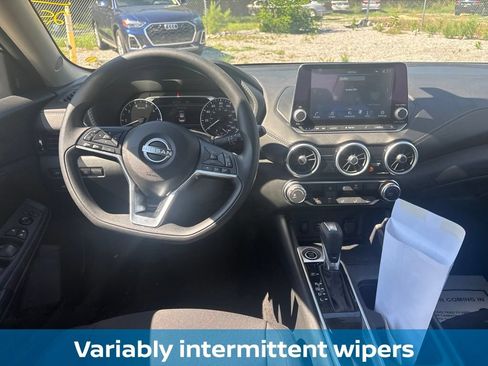 Used 2025 Nissan Sentra SV FWD image 12