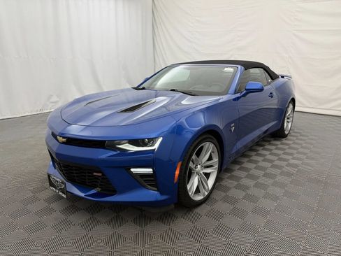 Used 2016 Chevrolet Camaro SS RWD image 9