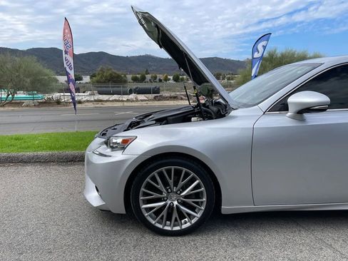 Used 2015 Lexus IS 250 AWD image 33