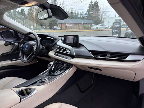 Used 2015 BMW i8 image 17