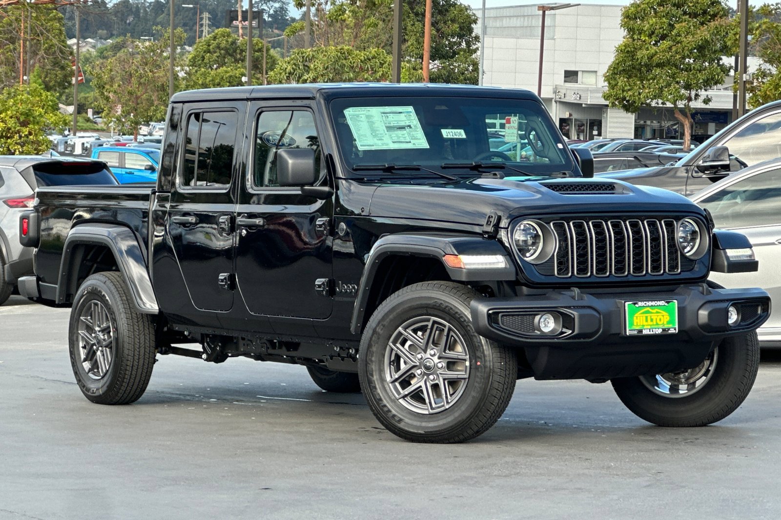 New 2026 Jeep Gladiator Sport AWD/4WD image 2
