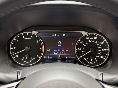 Used 2024 Nissan Altima 2.5 SR FWD image 26