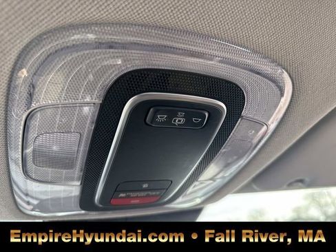 Used 2023 Hyundai Elantra SEL w/ Convenience Package image 23