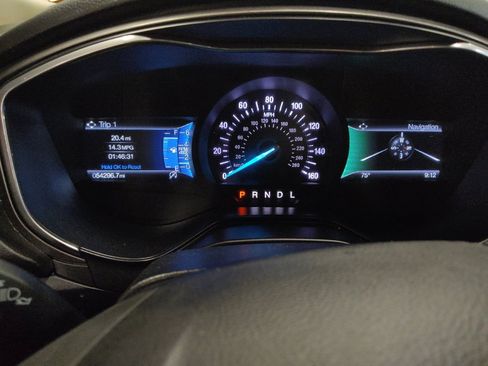 Used 2020 Ford Fusion SE FWD image 23
