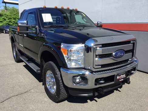 Used 2016 Ford F250 Lariat w/ Chrome Package AWD/4WD image 2