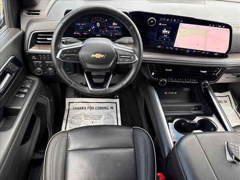 Certified 2025 Chevrolet Tahoe Premier AWD/4WD image 6