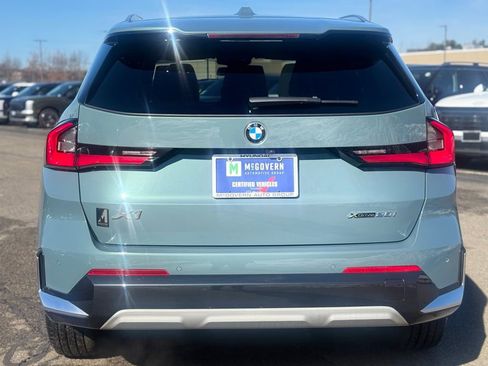 Used 2023 BMW X1 xDrive28i w/ Convenience Package image 3