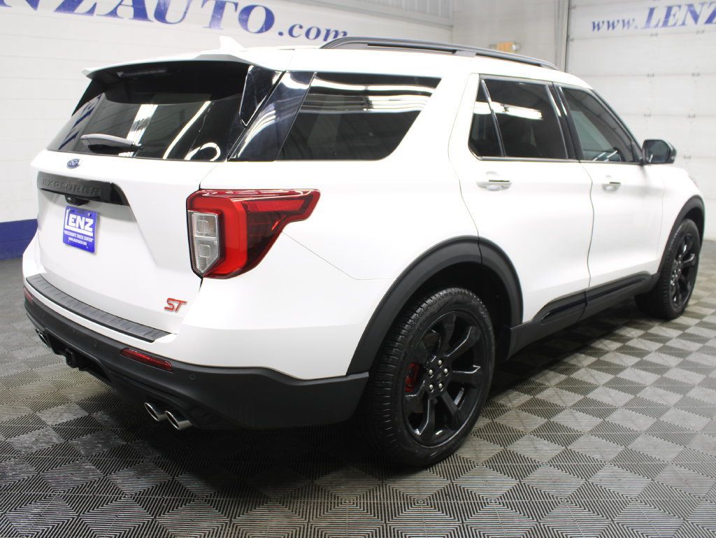 Used 2024 Ford Explorer ST w/ Technology Package AWD/4WD image 6