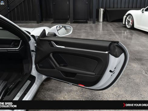Used 2024 Porsche 911 Carrera S image 18