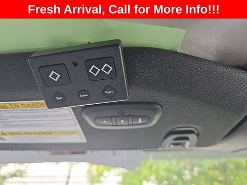 Used 2020 Jeep Wrangler Unlimited Sahara AWD/4WD image 18