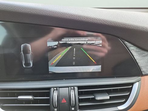 Used 2021 Alfa Romeo Giulia Sprint w/ Nero Edizione image 44