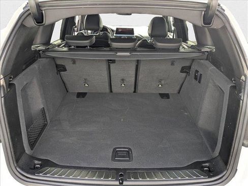 Used 2024 BMW X3 xDrive30i w/ M Sport Package image 6