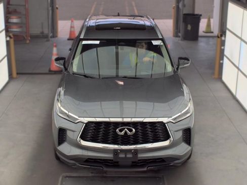 Used 2023 INFINITI QX60 Luxe w/ Vision Package AWD/4WD image 2