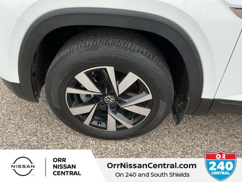 Used 2021 Volkswagen Atlas Cross Sport SE image 9