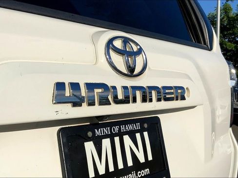 Used 2019 Toyota 4Runner SR5 image 8