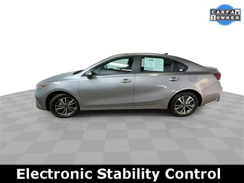 Used 2024 Kia Forte LXS image 5