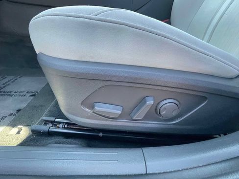 Used 2024 Hyundai Sonata SEL FWD image 13