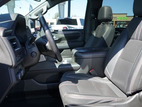 Used 2021 Chevrolet Tahoe RST w/ Luxury Package image 5