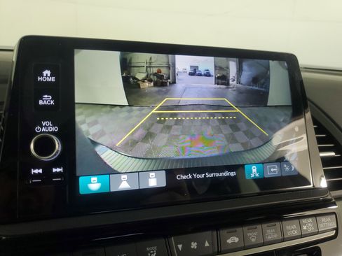 New 2026 Honda Odyssey Touring image 23