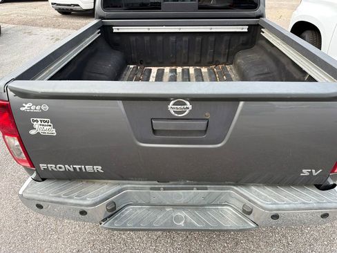 Used 2020 Nissan Frontier SV RWD image 10