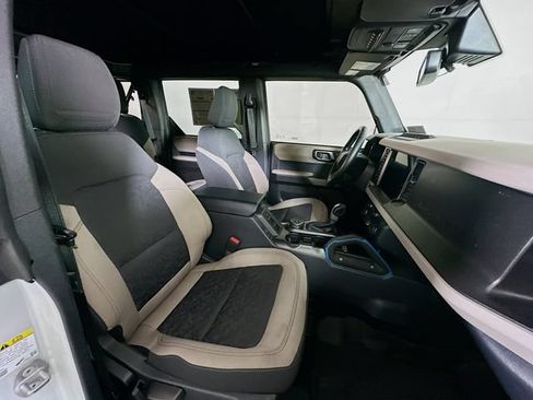 Certified 2022 Ford Bronco Wildtrak AWD/4WD image 32