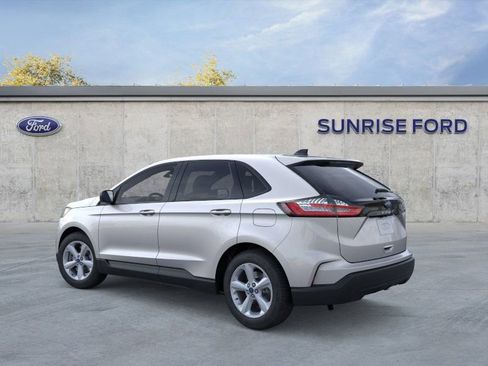 New 2024 Ford Edge SE image 4