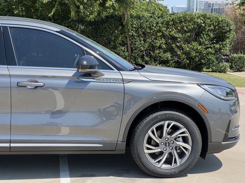 New 2025 Lincoln Corsair FWD image 12