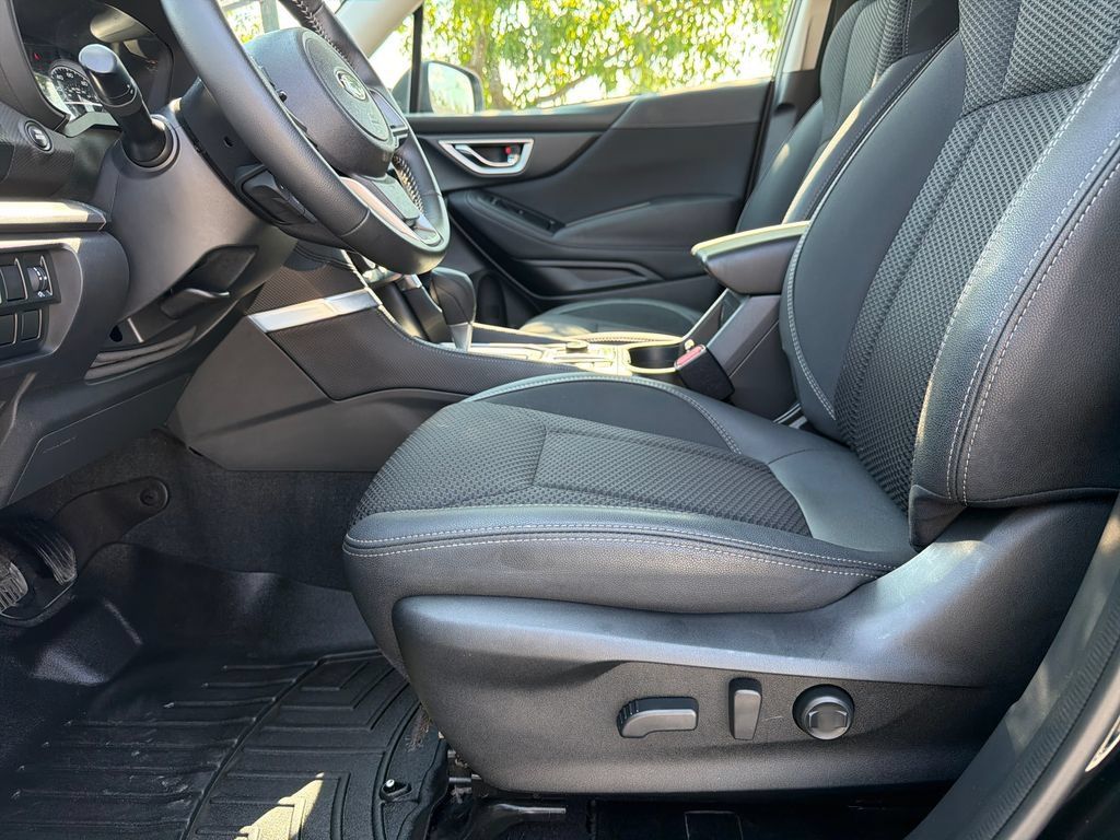 Certified 2024 Subaru Forester Premium AWD/4WD image 21