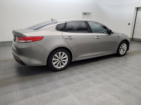 Used 2016 Kia Optima EX FWD image 10