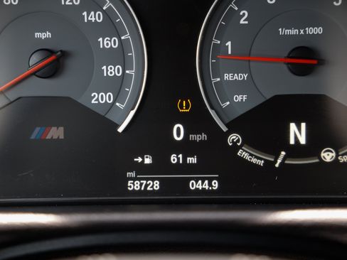 Used 2016 BMW M4 Convertible RWD image 53