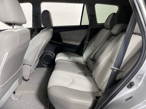 Used 2014 Toyota RAV4 EV FWD image 11