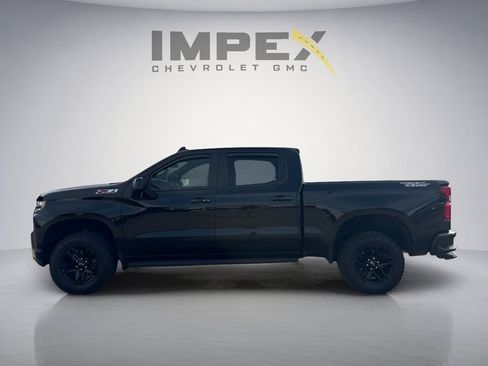 Used 2022 Chevrolet Silverado 1500 LT Trail Boss w/ Bed Protection Package AWD/4WD image 2