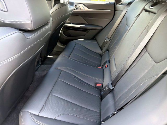 Used 2026 BMW M440i w/ Premium Package RWD image 12
