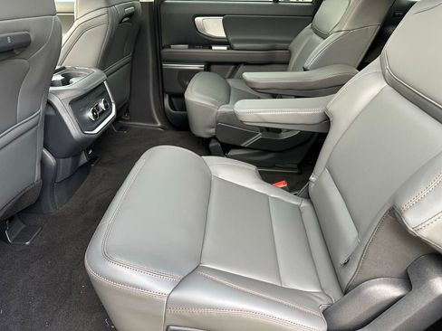 New 2025 Ford Expedition Max Active image 24