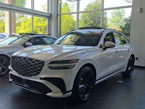 New 2026 Genesis GV70 2.5T Sport Prestige AWD/4WD image 2