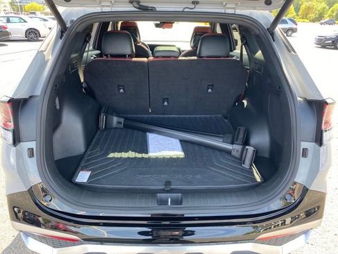 Used 2024 Kia Sportage SX image 22