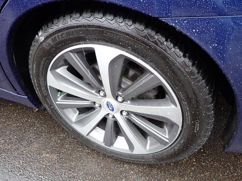 Used 2016 Subaru Legacy 3.6R Limited image 12