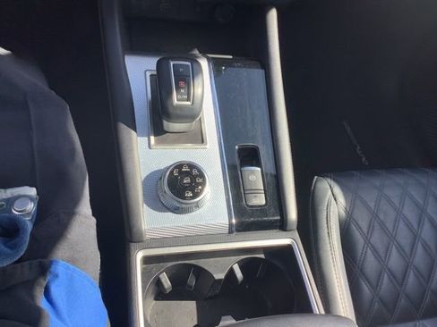 Used 2022 Mitsubishi Outlander SEL image 31