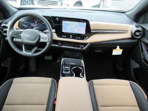 New 2026 Chevrolet Equinox ACTIV w/ Convenience Package III image 13