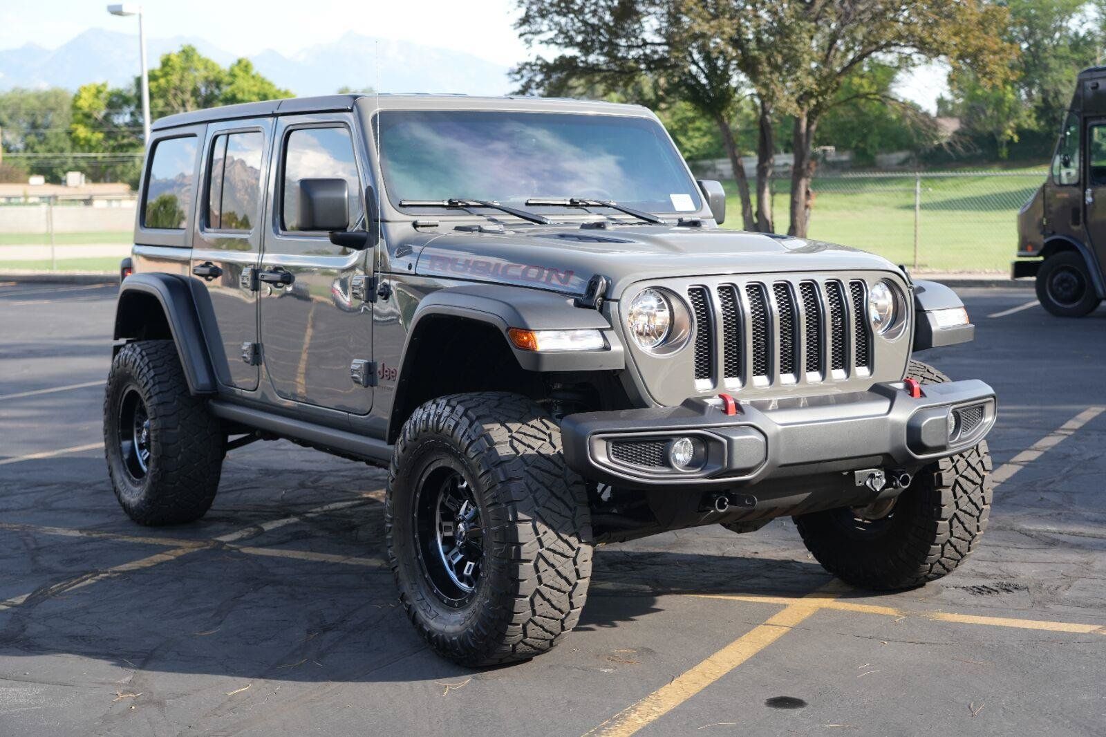Used 2023 Jeep Wrangler Unlimited Rubicon AWD/4WD image 7